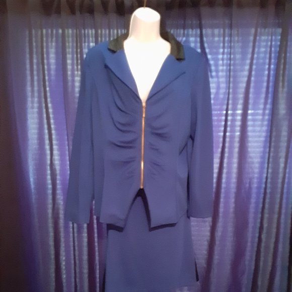 Midnight Velvet Blue & Black 2 pc Suit - Picture 2 of 12